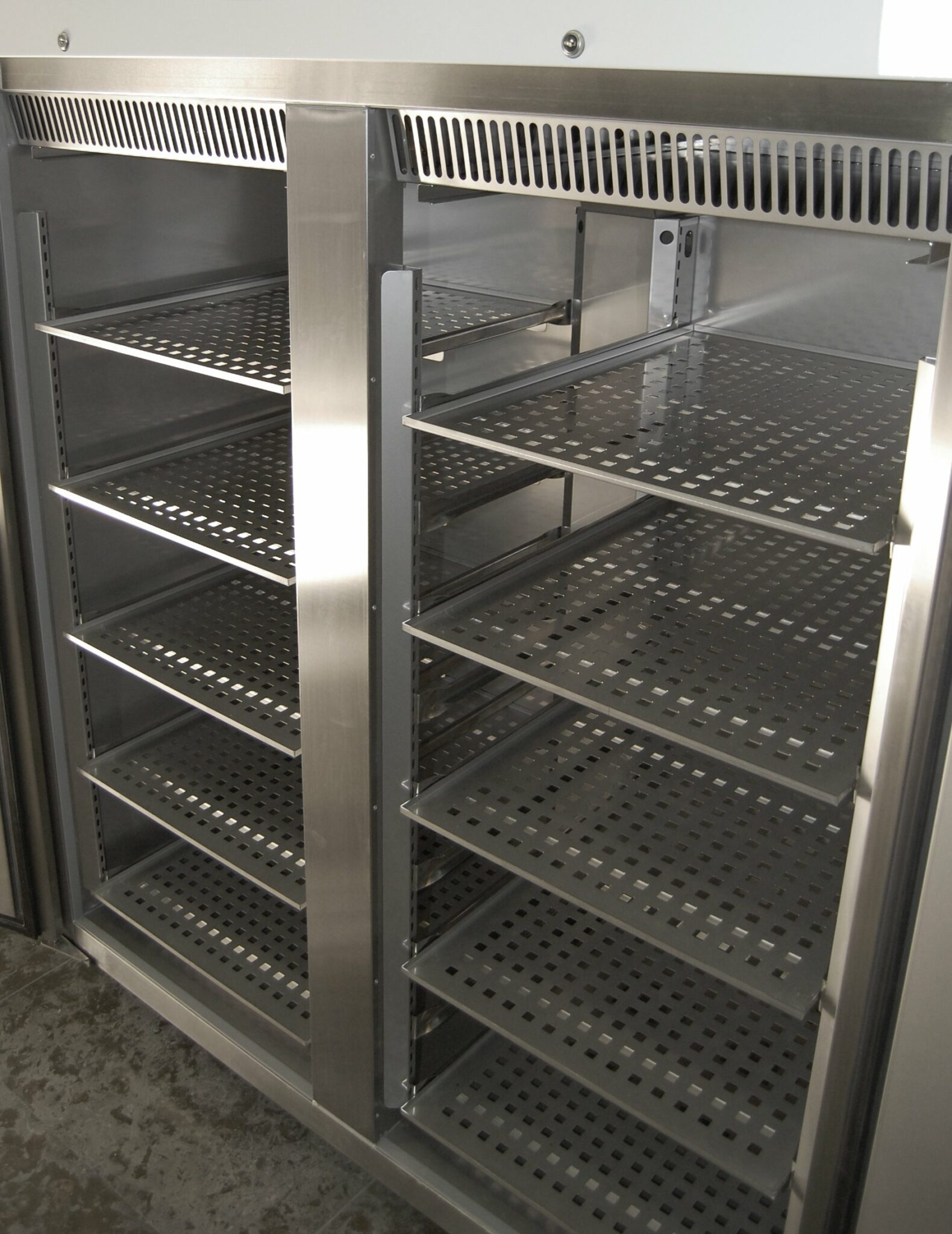 Stability Chamber Racks STABILITY CHAMBERS ‘REACH-IN’ - Chinchilla Scientific